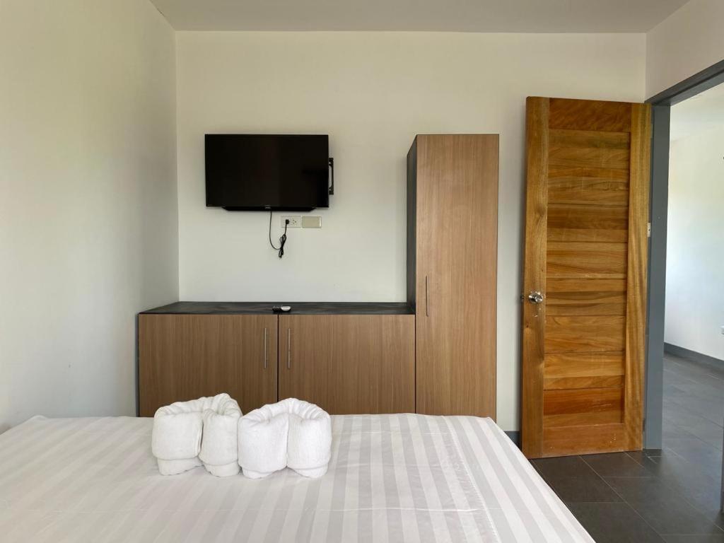 Malipaj Apartments Panglao Esterno foto